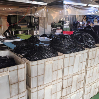 Faixa em V dentada de PU resistente ao óleo para resistir à tensão e à alta temperatura